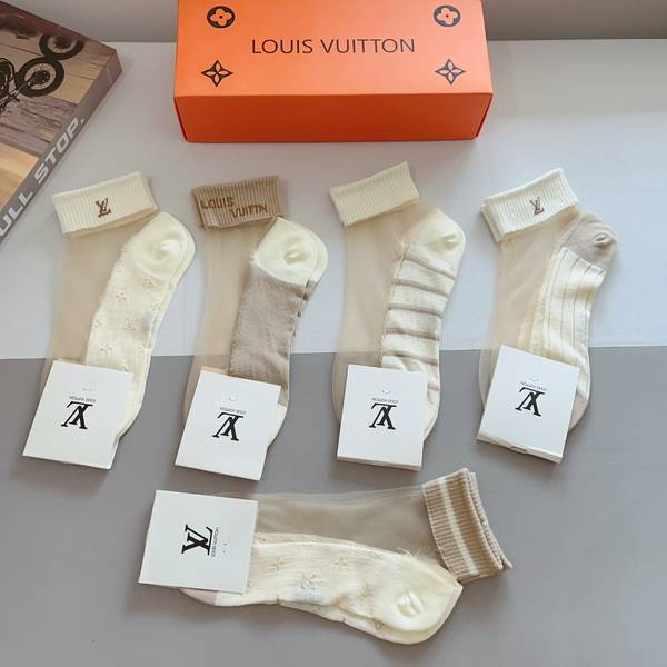 Louis Vuitton Socks LVO00013